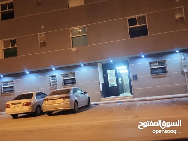80 m2 1 Bedroom Apartments for Rent in Al Riyadh Al Izdihar