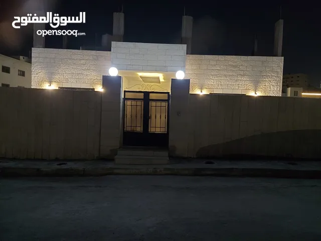 280 m2 5 Bedrooms Townhouse for Sale in Zarqa Al Zarqa Al Jadeedeh