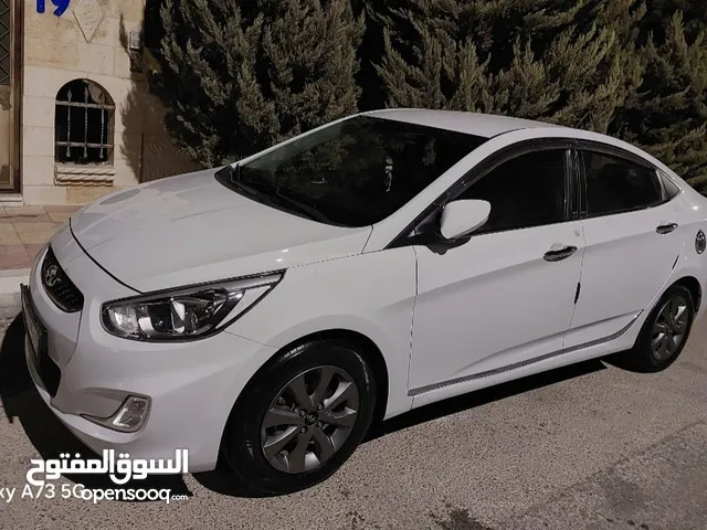 اكسنت 2018 لبيع فل مع بصمه وكاله