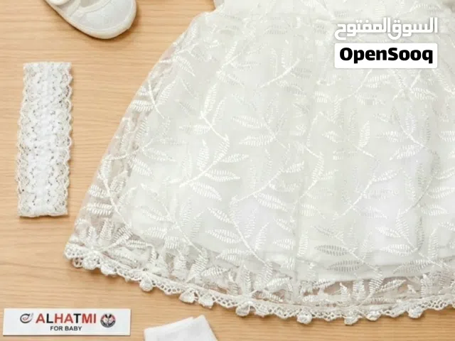 فستان "الأميرة الصغيرة" الأبيض - إطلالة ملائكية للمناسبات السعيدة!  اجعلي طفلتكِ نجمة الحفل مع هذا