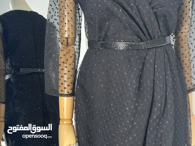 فستان اسود قياس M السعر 150