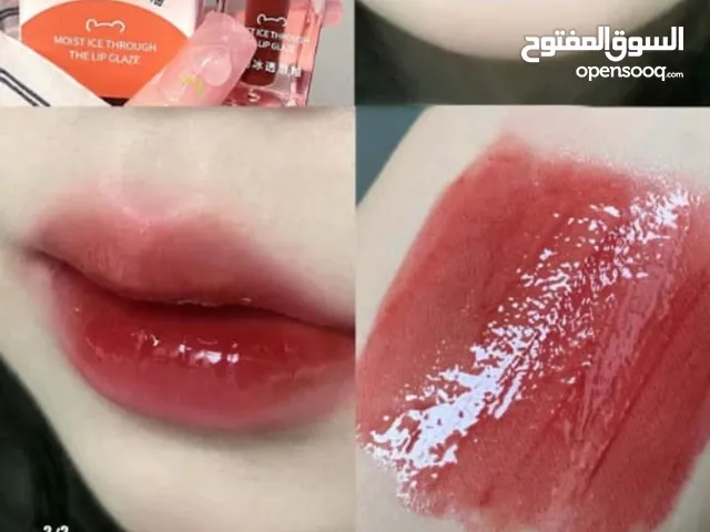 مجموعه اغراض جديده من شي ان للبيع كل قطعه مكتوب عليها السعر