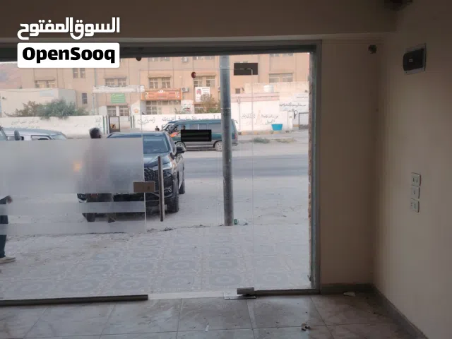 بابين سكريت واجهات مخازن مع اكسسواراتهم كامله بسعر حرق