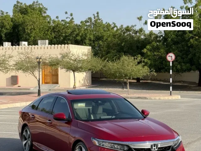 2018 هوندا اكورد Touring