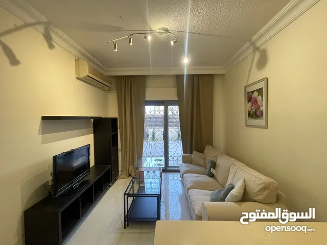 شقة ارضية مفروشة للإيجار عبدون الشمالي مدخل خاص كراج  70م داخلي مع ترس واسع