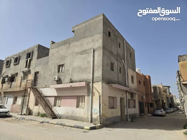 144 m2 More than 6 bedrooms Townhouse for Sale in Tripoli Al-Hadba Al-Khadra