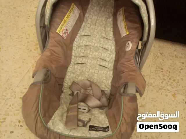 كرسي بيبي حمل