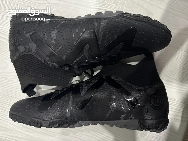حذاء كرة قدم بوما