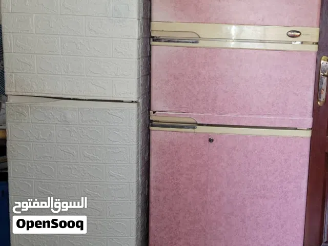 ثنتين ثلاجات