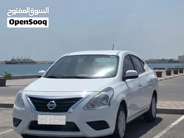 2022 نيسان صني Standard