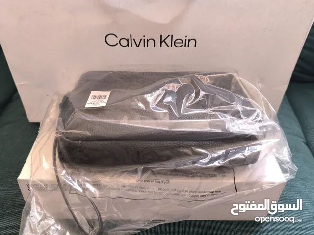 للبيع Calvin Klein كالفن كلاين
