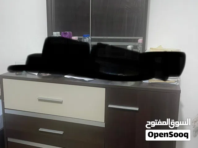 غرفة نوم مع مرتبه