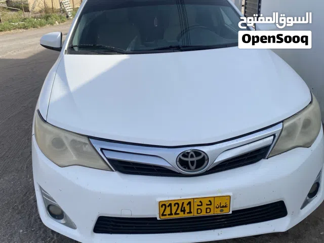 2014 تويوتا كامري LE