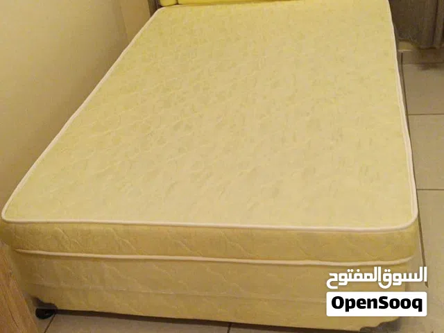 14سرير قياس شخص ونص جديد غير مستخدم سعر الواحد 30ريال