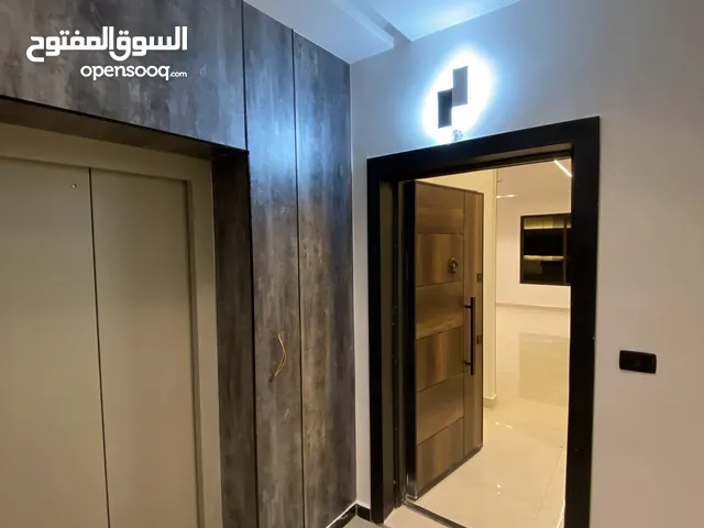 240 m2 4 Bedrooms Apartments for Sale in Amman Al Bnayyat