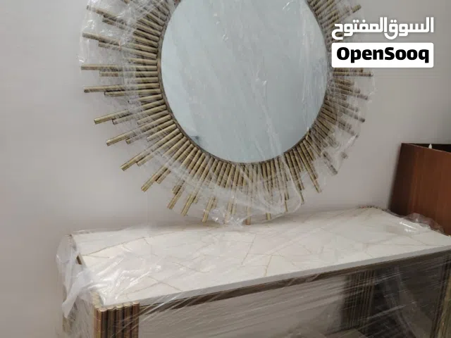 مرايه مع طاوله