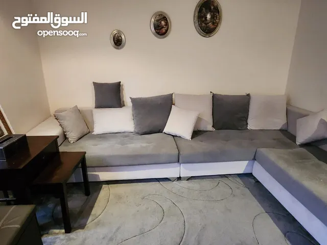 Very clean Sofa set