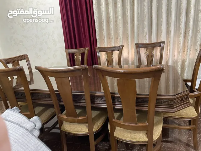 طاولة سفرة كبيرة جدا فخمة