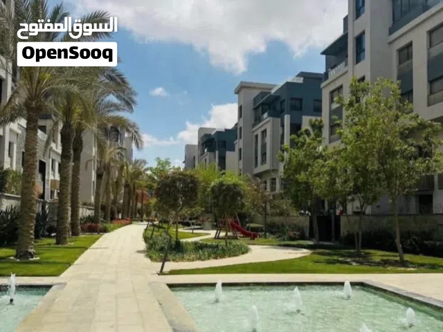 شقه  150م للبيع في التجمع الخامس جاهزة للسكن فوري خلف auc