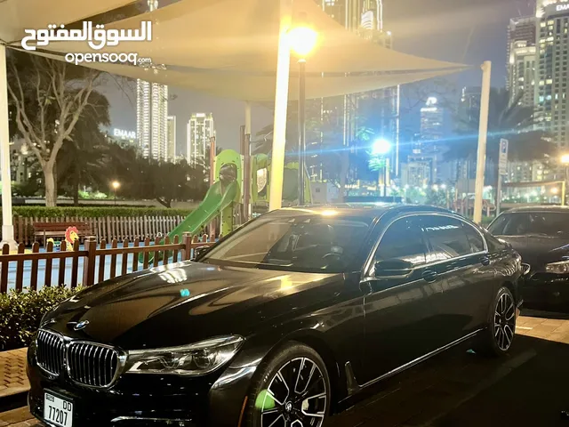 BMW 7-Series 750i x-Drive V8 445 HP Twin-Turbo engine 4800 CC