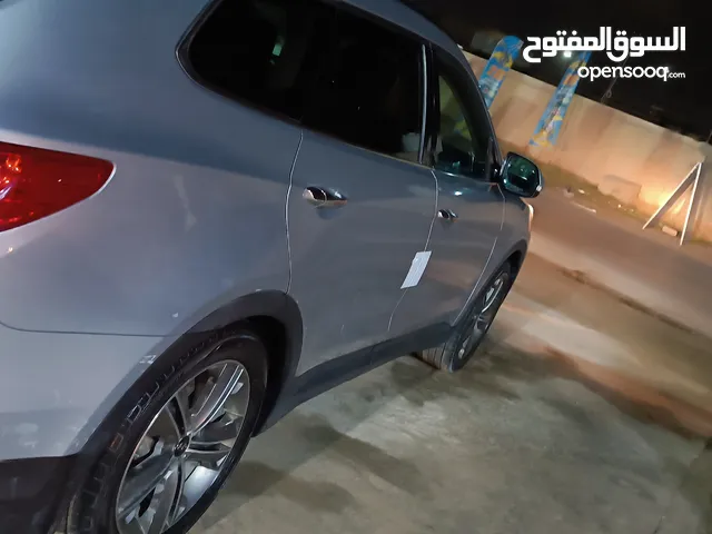 Used Hyundai Santa Fe in Tripoli