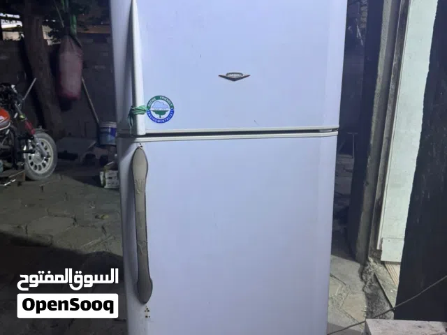 ثلاجه للبيع مشدود اله ماطور الماني ا