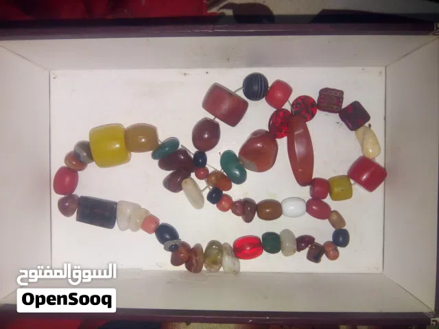 احجار كريمة للبيع