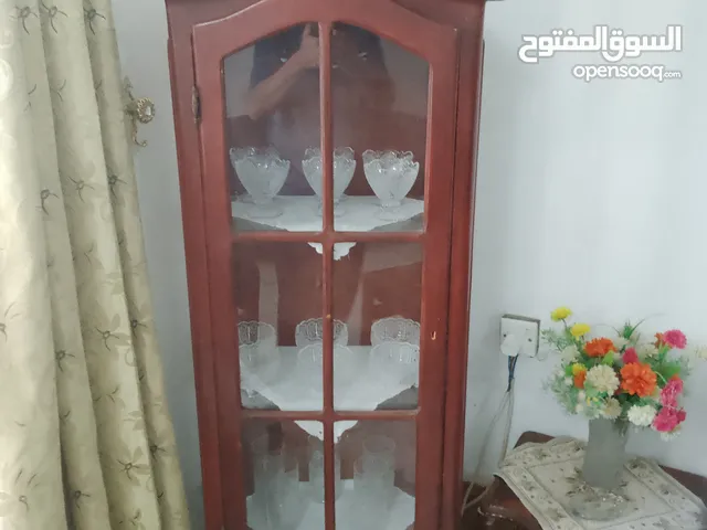 بوفيات انتيكه نظيفات لون صاجي بحاله جيده