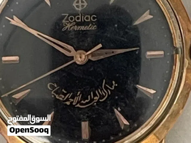 ساعة أنتيك