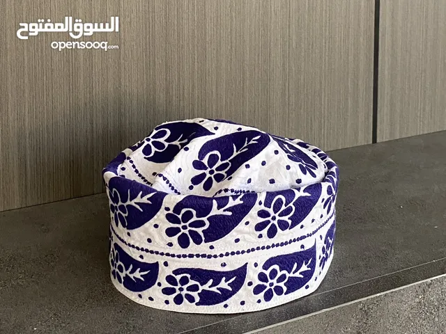 كمة ديوانية بلون جميل جدا ، مقاس 10،5، الوصف مهم