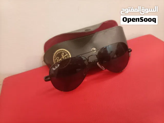 نظارات RayBan عدد 2 الذهبي والأسود. إيطالي وشرط أصلي مو درجه اوله مقاس 58