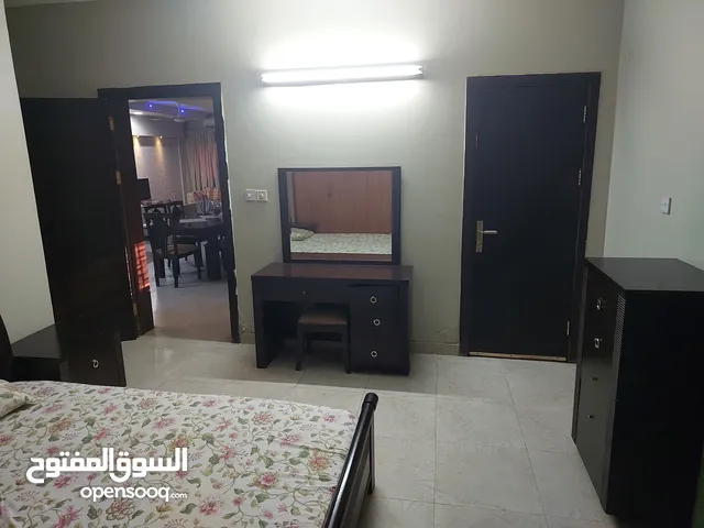 ايجار شقة مفروشة بحي الرياض الطابق الاول