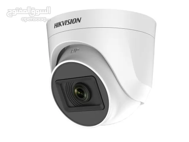 كاميرا مراقبة داخلية 2MP من Hikvision – رؤية ليلية ووضوح عالي بتصميم أنيق!