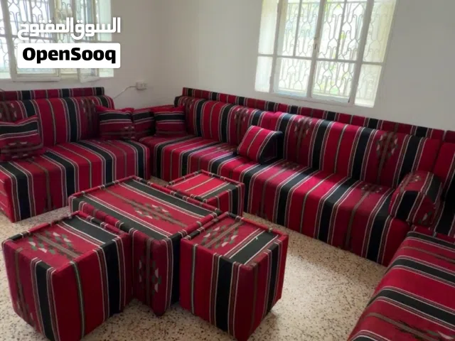 كنب عربي مستخدم خفيف