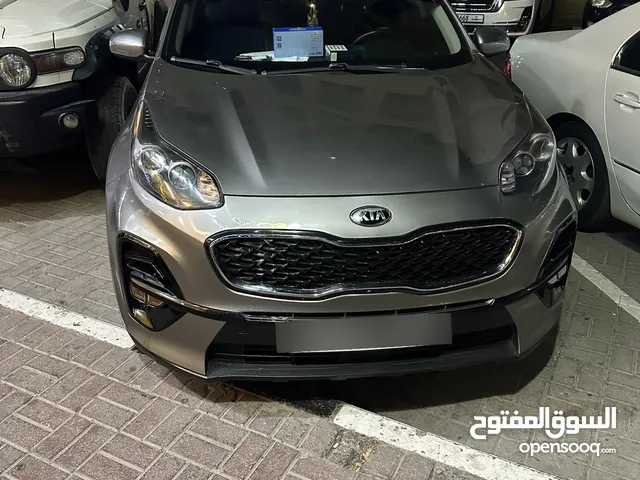 للجادين فقط للبيع سيارة حديثه نوع كيا سبورتاج 2020 وارد أمريكا بسعر خطير.