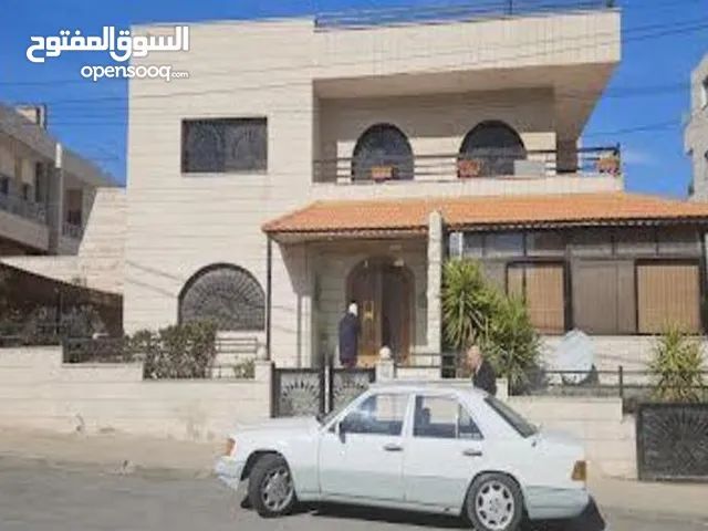 600 m2 More than 6 bedrooms Townhouse for Sale in Amman Swelieh