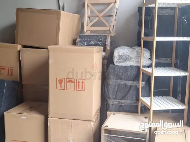 Movers and packers