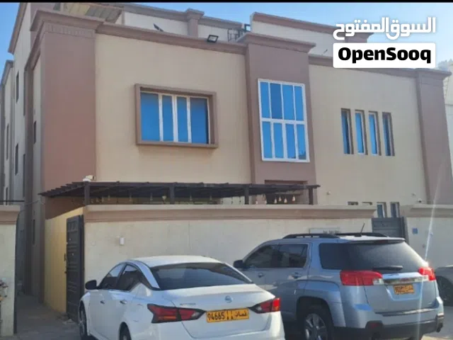 130 m2 3 Bedrooms Apartments for Sale in Muscat Al Maabilah