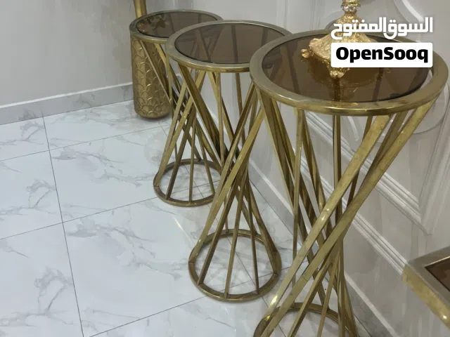 طاولات خدمه وكونسل وترولي ضيافه