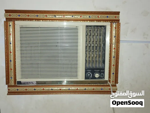 مكيفات ثنين طن ونص واحد كمبريسر وواحد بطل شرط الشغل والنظافه والفحص اتصل او راسل وبالخدمه تجي تفحص
