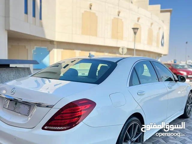 Mercedes Benz S-Class 2015 in Duba