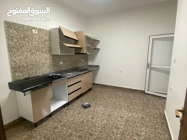 130 m2 2 Bedrooms Apartments for Rent in Tripoli Al-Serraj