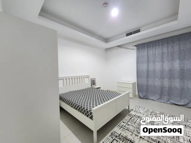 غرفة كبيرة للإيجار الشهري سكن بنت عربية