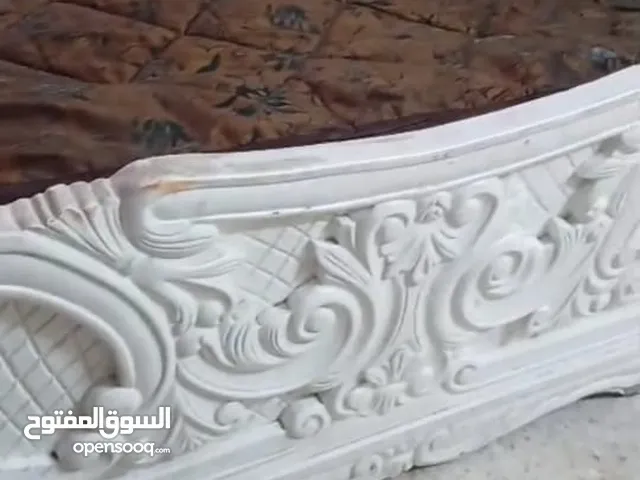 غرفة نوم خشب شبه جديد
