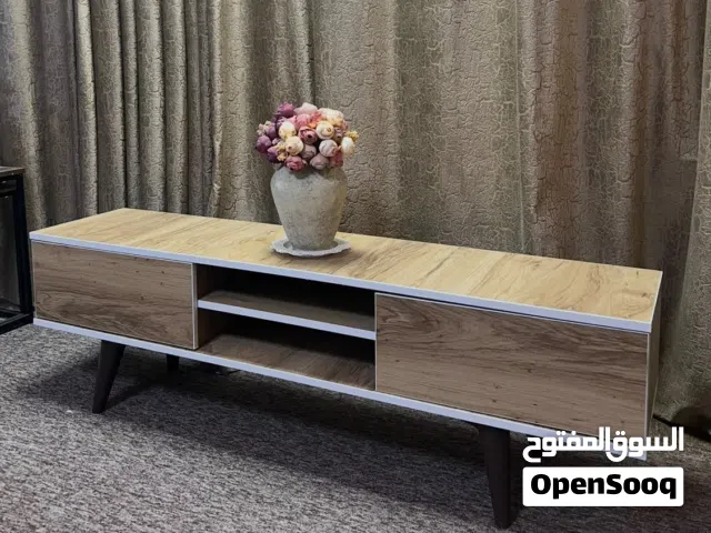 ميزو يلازمه قياس140 سم متوفر باللون مميزه للحجز مراسله صفحه او الاتصال ع رقم موجدد