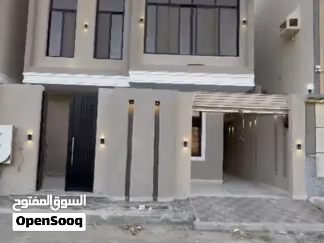 420 m2 4 Bedrooms Villa for Sale in Jeddah Riyadh