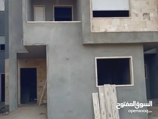 350 m2 3 Bedrooms Villa for Sale in Tripoli Al-Bivio