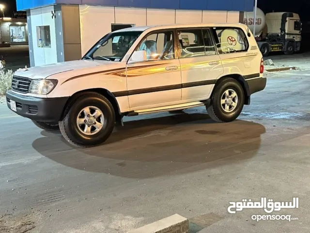 صالون لاندكروزر 1999 GXR