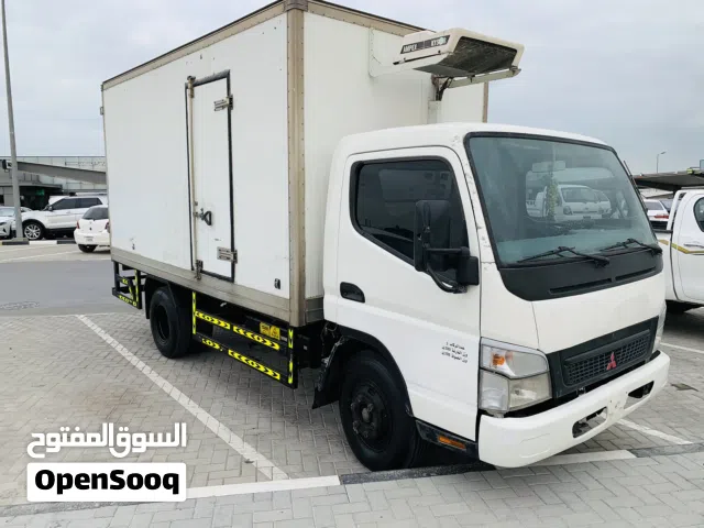 Mitsubishi canter chiller 2009 model
