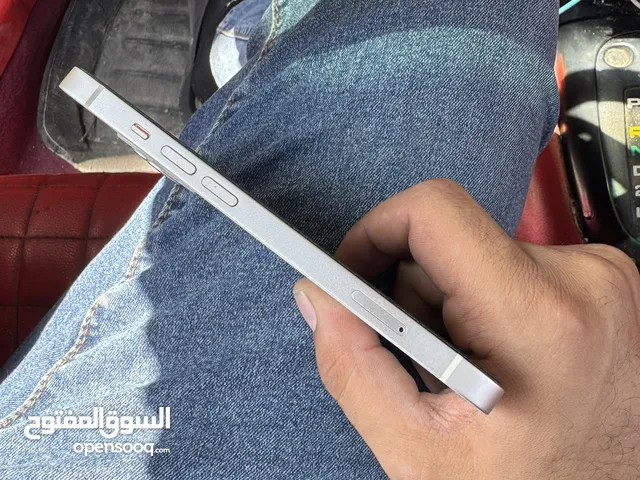 Apple iPhone 13 128 GB in Zarqa